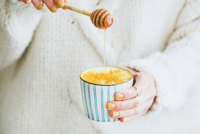 recette d'un golden latte, golden milk au curcuma june chez vous
