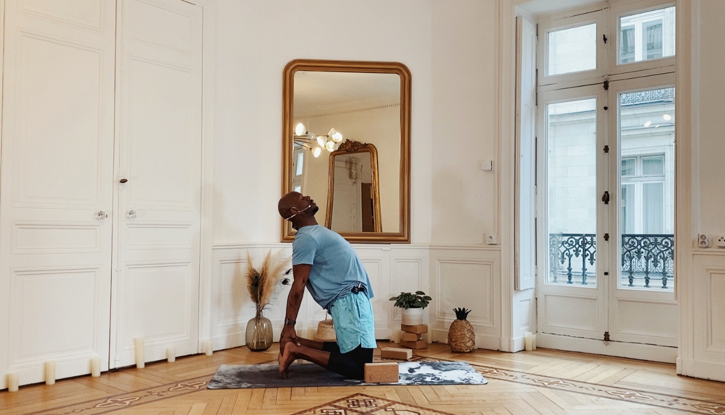 Vignette vidéo Initiation au yoga : Flow flexions arrières