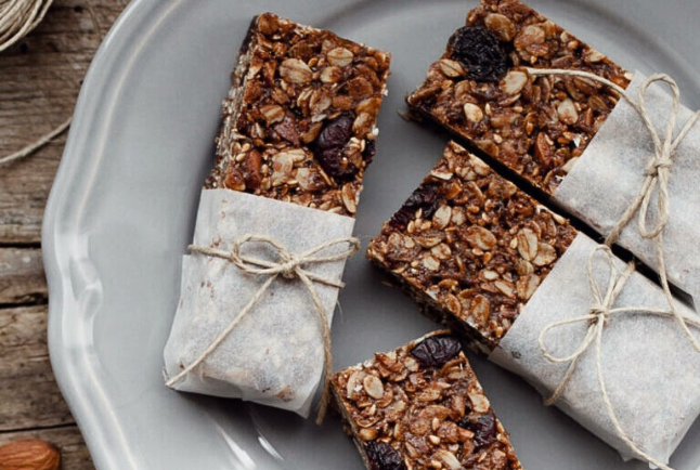 Illustration de Chocolat Nuts Dattes Bar