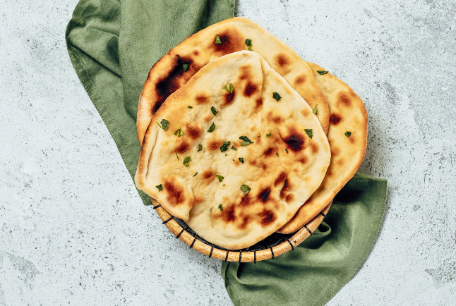 Illustration de Pain Naan moelleux