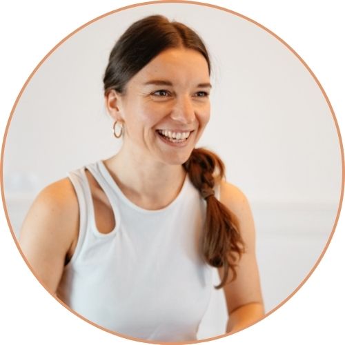 Portrait d'Anouck professeure de yoga et méditation