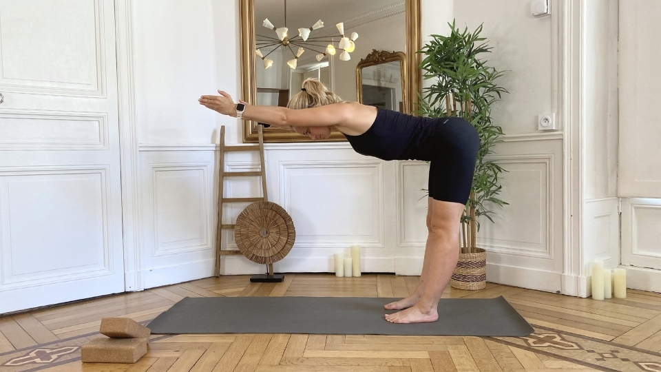 Vignette vidéo Vinyasa focus haut du corps & posture